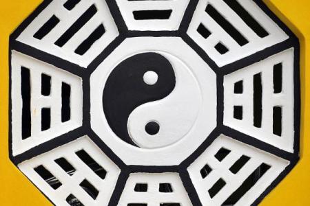 天干丁与辛在八字命理中的相互作用