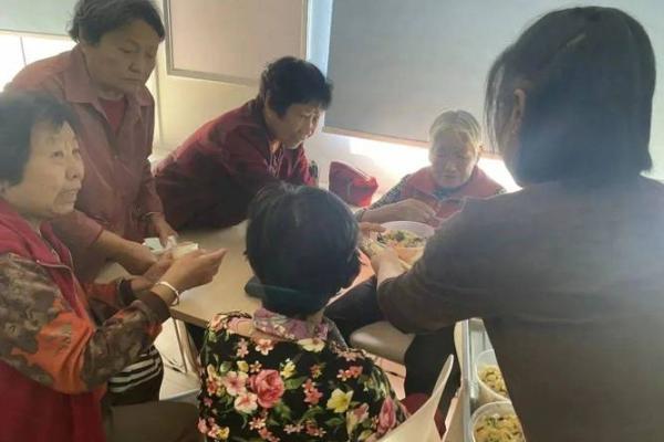 深秋的节日魅力：探索最具特色的庆祝活动