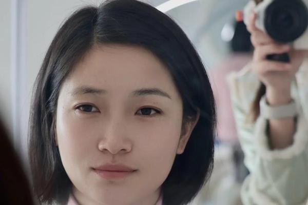 八字眉面相解读与性格分析