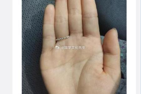 手相识财运：揭秘有财库元宝纹的财富密码