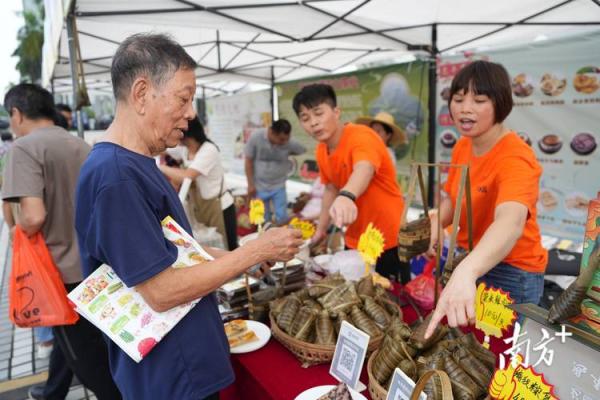 五一劳动节，全民狂欢揭秘各地民俗盛宴