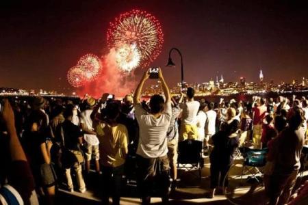全球狂欢盛典：揭秘各国独特民俗节庆