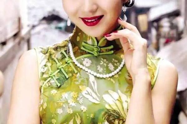 陈好八字运势揭秘：她的人生为何如此顺遂