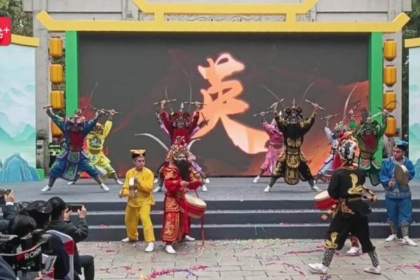 穿越千年，揭秘12个月份的民俗盛宴
