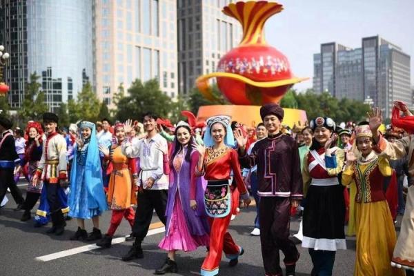 56族欢庆，民族风情盛宴：揭秘中国各民族独特节日