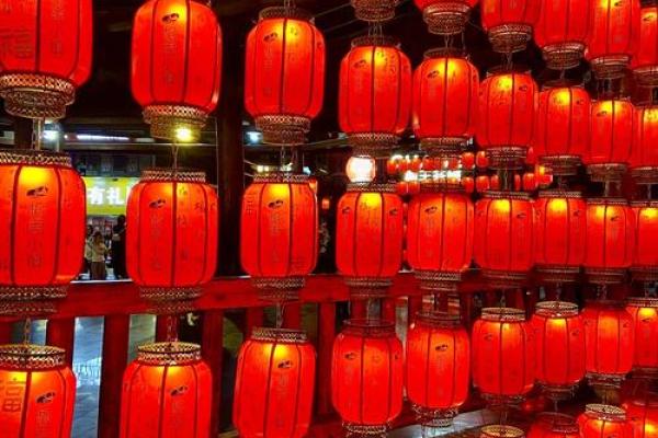 异域风情：各族群节日习俗大曝光