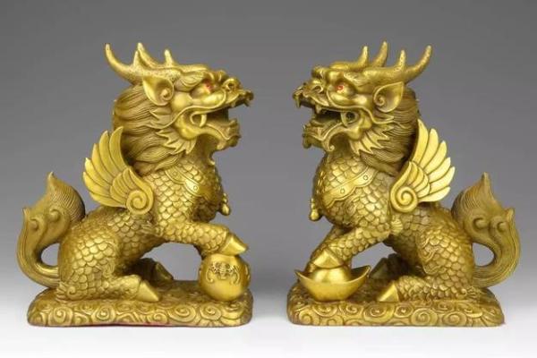 家装狂欢月，黄道吉日巧装饰，传统民俗新风尚
