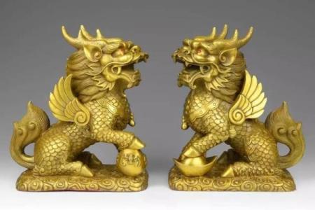 家装狂欢月，黄道吉日巧装饰，传统民俗新风尚